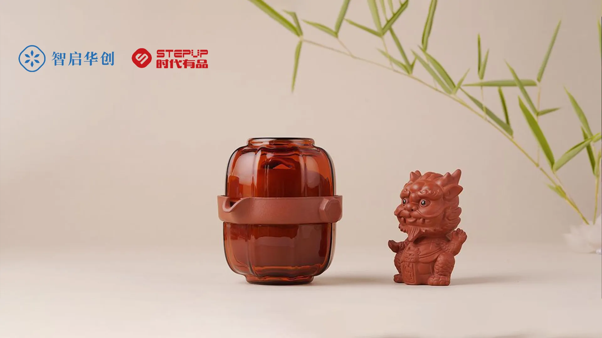 彩灯戏龙